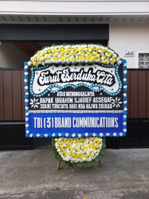 Papan Bunga Duka di Winenet Satu